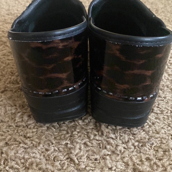 Cheetah print danskos size 39 - Picture 6 of 6